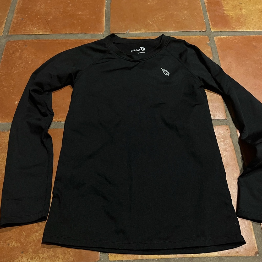 Baleaf Black Long Sleeve Tee Versatile Crew Neck